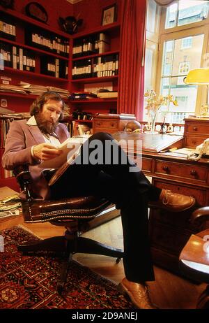 Jim Henson in seinem Studio 1980 Stockfoto