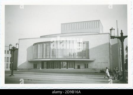 Berlin Deutschland 1950er Jahre - Schiller Theater - schwarz und weiß - s/w Stockfoto