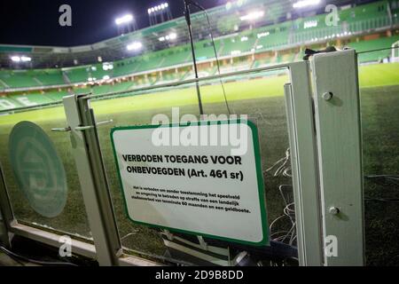 31-10-2020: Sport : Groningen gegen VVV Stadionübersicht während des eredivisie-Spiels FC Groningen gegen VVV Venlo im Stadion von Hitachi Capital Mobilit Stockfoto