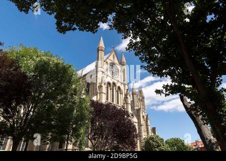 Beverley Minster in Beverley, East Riding of Yorkshire, ist eine Pfarrkirche in der Church of England. Es ist eine der größten Pfarrkirchen in der U Stockfoto