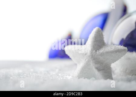 Blaue und silberne Weihnachtsdekoration mit Kopierraum Stockfoto