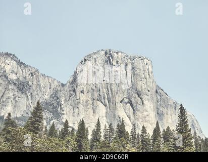 El Capitan Felsformation im Yosemite Nationalpark, Farbtonbild, Kalifornien, USA. Stockfoto