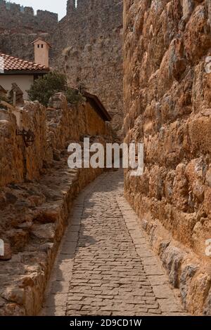 KIZIL KULE - Roter Turm, Türkei, Alanya, Sehenswürdigkeiten, einzigartige Architektur, alte Architektur, Festung Burg Zitadelle Festung Stockfoto