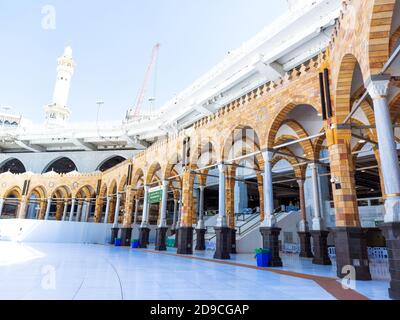 Mekka, Saudi-Arabien, 22. Oktober 2020 - die Heilige Kaaba - Pilger kehren nach Masjid al-Haram in Makka zurück, um Umrah als Corona-Virus-Restriktionen zu besuchen - Covid-19 Stockfoto