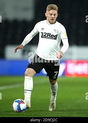 Kamil Jozwiak von Derby County in Aktion während des Sky Bet Championship-Spiels im Pride Park, Derby. Stockfoto