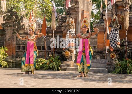 Szene aus dem Theater Performance in Bali, Ubud, Indonesien 2018 Stockfoto