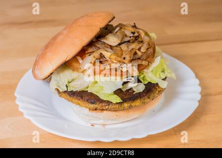 Vegetarischer Bohnenburger Stockfoto