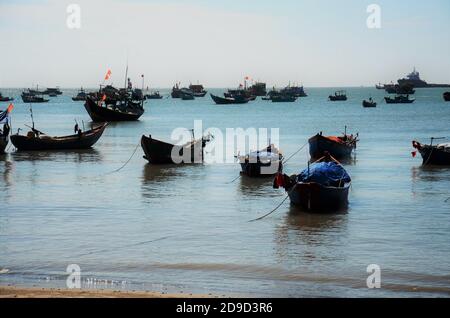 Fischerboote auf dem östlichen Vietnamesischen Meer in Vung Tau Vietnam Asien Stockfoto