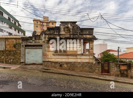 Verlassene Haus in Floresta Nachbarschaft, Belo Horizonte, Brasilien Stockfoto