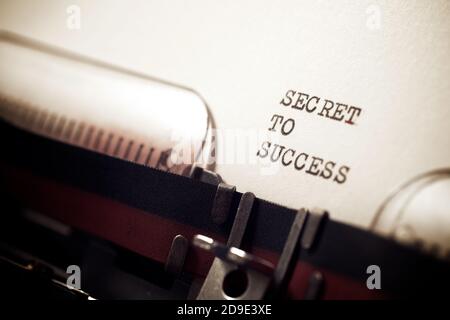 Geheimnis zum Erfolg Satz mit einer Schreibmaschine geschrieben. Stockfoto