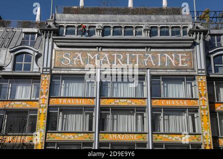 LA SAMARITAINE WARTET NUR AUF DIE PERFEKTE ZEIT ERNEUT ÖFFNEN Stockfoto