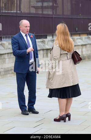 Marco Longhi MP (Con: Dudley North) auf dem Parliament Square, Westminster, November 2020. Stockfoto