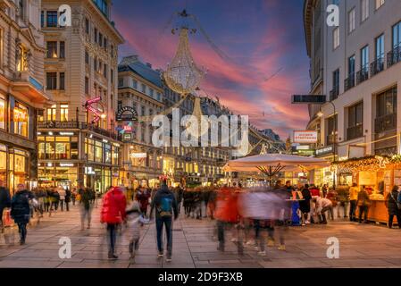 Weihnachtsbeleuchtung, Graben Fußgängerzone, Wien, Österreich Stockfoto