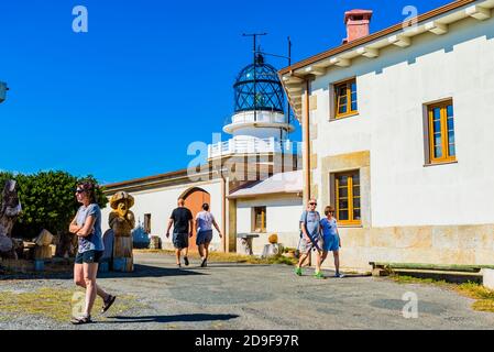 Leuchtturm von Punta Estaca de Bares, dem nördlichsten Punkt Spaniens und der Iberischen Halbinsel. Konventionell markiert sie das westliche Ende des Cantab Stockfoto