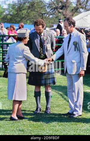 Ihre Majestät die Königin beim ASDA Festival of Food and Farming im Hyde Park, London, Großbritannien. Mai 1989 Stockfoto