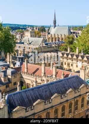 Luftaufnahme des Brasenose College Oxford und Oxford Skyline Oxford Oxfordshire England GB Europa Stockfoto