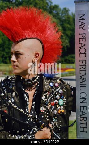 Punk Rocker Matt Belgrano, 'The Postcard Punk', London, England, UK, um 1980 Stockfoto