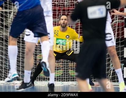 Düsseldorf, Deutschland. November 2020. Handball: EM-Qualifikation, Deutschland - Bosnien-Herzegowina, 2. Qualifikationsrunde, Gruppe 2, 1. Spieltag im ISS Dome: Deutschlands Torwart Silvio Heinevetter im Einsatz. Quelle: Bernd Thissen/dpa/Alamy Live News Stockfoto