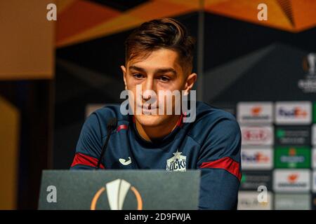 ROTTERDAM, NIEDERLANDE - 05. NOVEMBER: Konstantin Maradishvili vom CSKA Moskou bei einer Pressekonferenz vor dem UEFA Europa League Spiel zwischen Feyenoord und CSKA Moskau am 22. Oktober 2020 in Rotterdam, Niederlande (Foto: Yannick Verhoeven/Orange Pictures) Stockfoto