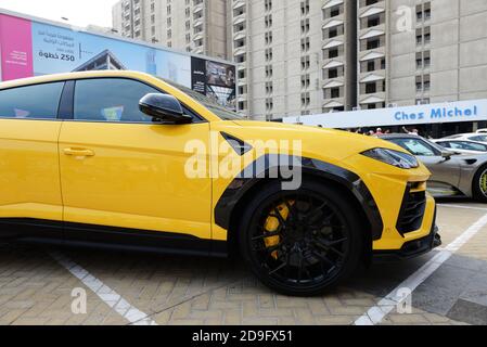 Dubai, VAE - 16. NOVEMBER: Der Lamborghini Urus SUV ist am 16. November 2019 auf der Dubai Motor Show 2019 zu sehen Stockfoto