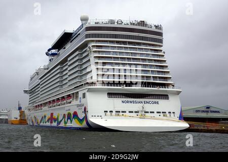 NORWEGISCHE ZUGABE DOCKTE IN SOUTHAMPTON WEGEN DER COVID-19 Stockfoto