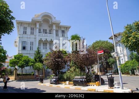 Istanbul, Türkei - Juli, 2019 : Buyukada Island Street view. Buyuk ada ist eine der Prinzeninseln am Marmarameer. Stockfoto