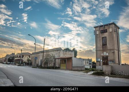 Rilievo (Misiliscemi), Italien : Landschaft von Rilievo, einem kleinen landwirtschaftlichen Weiler am südlichen Stadtrand von Trapani Stockfoto