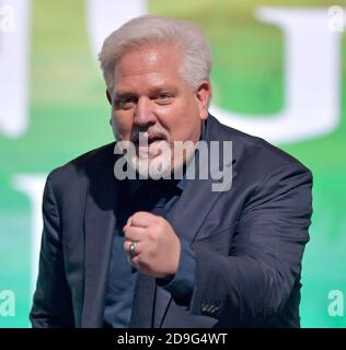 WEST PALM BEACH, FL - DEZEMBER 19: Glenn Beck spricht auf dem Wendepunkt 2019 USA Student Action Summit - Tag 1 im Palm Beach County Convention Center am 19. Dezember 2019 in West Palm Beach, Florida. Personen: Glenn Beck Kredit: Hoo-me / MediaPunch Stockfoto