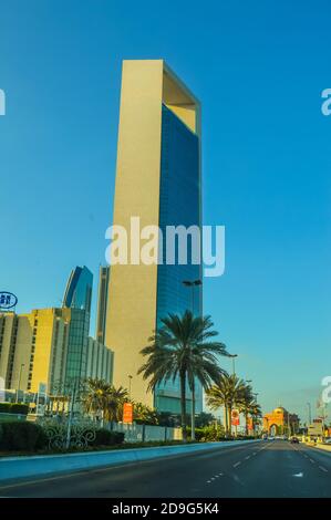 Abu Dhabi Stadtbild während der Tageszeit in den Vereinigten Arabischen Emiraten Stockfoto