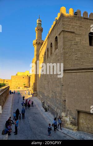 Die Zitadelle Saladin von Kairo ist eine mittelalterliche islamische Festung in Kairo, Ägypten. Die Lage, auf dem Mokattam Hügel in der Nähe des Zentrums von Kairo, war einst fa Stockfoto