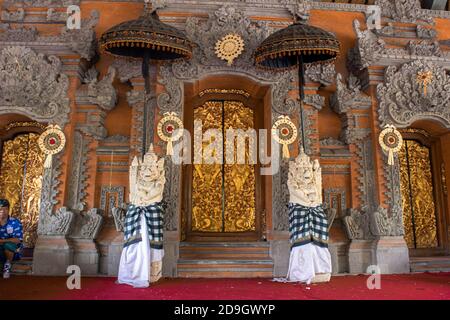 Historischer buddhistischer Tempel in Ubud, Bali, Indonesien 2019 Stockfoto