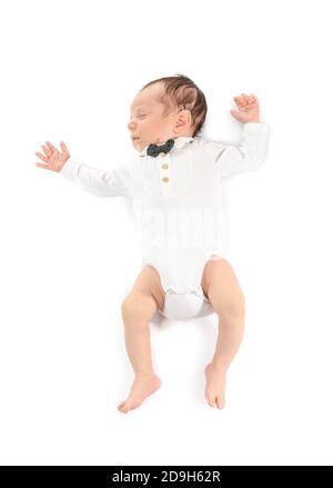 Niedliches kleines Baby liegt auf weißem Hintergrund Stockfoto