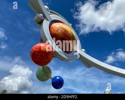 Orlando, FL/USA-7/25/20: Die Aussicht von der Tomorrowland Astro Orbitor Fahrt in Magic Kingdom in Disney World Orlando, Florida. Stockfoto