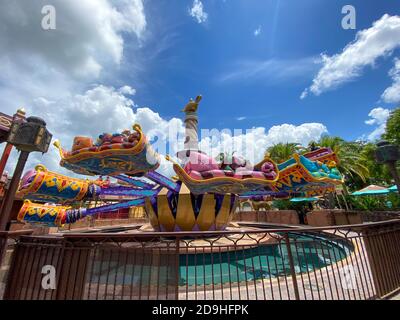 Orlando, FL/USA-7/25/20: Die Aladdin Magic Carpets Fahrt in Magic Kingdom in Disney World Orlando, Florida. Stockfoto