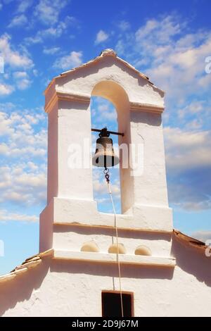 Glockenturm Detail einer Kirche in Skopelos Stadt Stockfoto