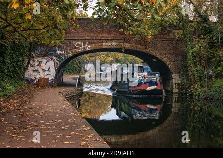 Regents Park Canal in Autunm Stockfoto