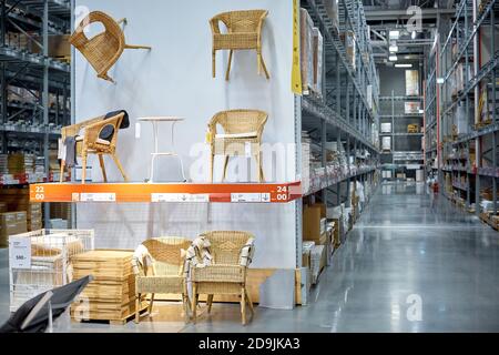 SAMARA, RUSSLAND - 07. MAI 2018: Interieur des Ikea-Geschäfts . IKEA ist der weltweit größte Möbelhändler. Stockfoto