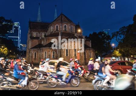 Rush Hour Verkehr in Saigon, Verkehr in vietnamesischen Straße. Ho-Chi-Minh-Stadt in Vietnam, Asien Stockfoto