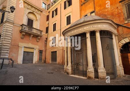 Tempietto del Carmelo, Piazza Costaguti, Jüdisches Ghetto, Rom, Italien Stockfoto