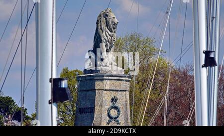 Löwenstatue am Hafeneingang von Lindau am Bodensee, Schwaben, Bayern, Deutschland Stockfoto