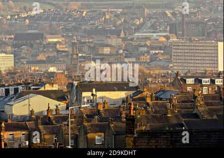 Die Stadtlandschaft der West Yorkshire Stadt Bradford. Stockfoto