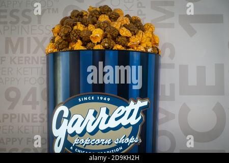 Garrett Popcorn Shop in einem Utama Einkaufszentrum, Malaysia. Garrett Popcorn eröffnete 1949 in der West Madison Street 10 in Chicago ihren ersten Laden. Stockfoto