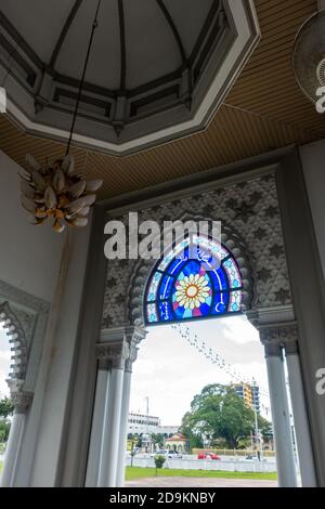 Die Zahir Moschee (Malaiisch: Masjid Zahir) ist eine Moschee in Alor Setar, Kota Setar, Kedah, Malaysia, und die staatliche Moschee des Staates Kedah. Stockfoto