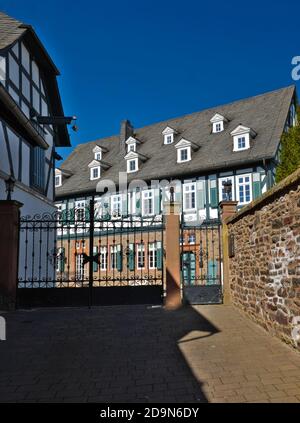 Europa, Deutschland, Hessen, Ederbergland, Naturpark Kellerwald-Edersee, Stadt Battenberg, ehemaliges Hessen-Darmstädtisches Amtshaus (Hofstatt 5) Stockfoto