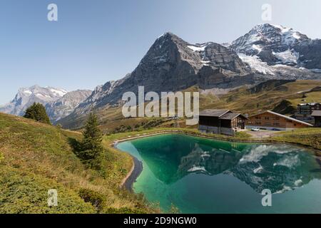 Schweiz, Kanton Bern, Berner Oberland, Grindelwald, Wengen, See bei kleine Scheidegg mit Wetterhorn, Eiger, Nordwand, Mönch, Eiger Gletscher Stockfoto