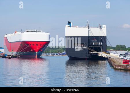 Hafen, Autotransporter, Autoterminal, Bremerhaven, Bremen, Deutschland Stockfoto