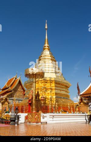 Wat Phra, die Doi Suthep ist ein wichtiges touristisches Ziel von Chiang Mai, Thailand. Stockfoto