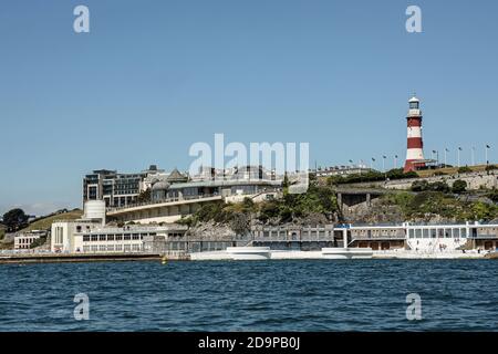 Plymouth Hoe aus Plymouth Sound, das weltberühmte Ziel, die Aufmerksamkeit mit Bieten wieder auf der ehemaligen Quality Inn Website und n zu bekommen Stockfoto