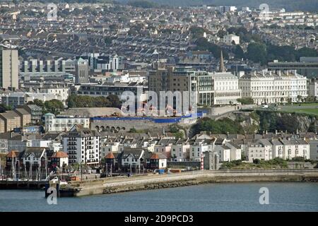 Plymouth Hoe aus Plymouth Sound, das weltberühmte Ziel, die Aufmerksamkeit mit Bieten wieder auf der ehemaligen Quality Inn Website und n zu bekommen Stockfoto