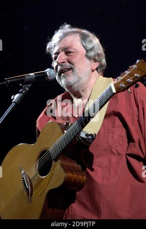 Brescia(Bs),Italien,JNovember 10,das Konzert live vom italienischen Folk-Sänger Francesco Guccini, November 10,2007 in Brescia, Italien Stockfoto